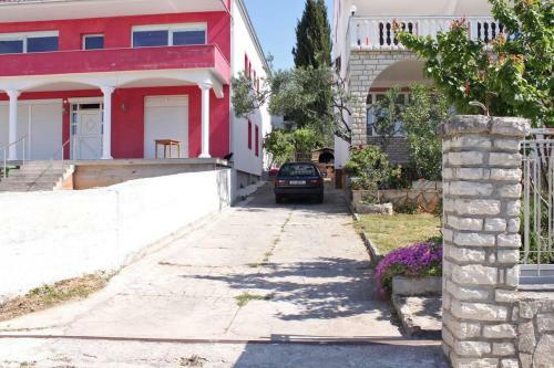 Apartment Pirovac 6447a