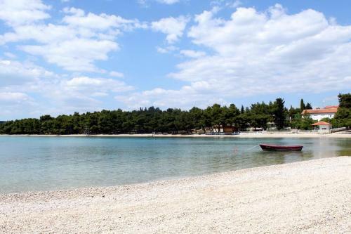Apartment Pirovac 11746a