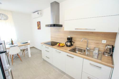 Family Beach Apartments