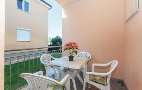 Apartments Edin 1359