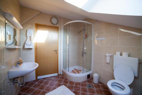 Hostal Sobe S Kupaonicom - Pakrac