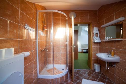 Hostal Sobe S Kupaonicom - Pakrac