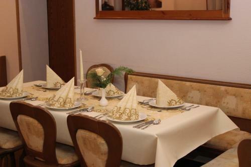 Hostal Gasthof Und Pension Frankenthal