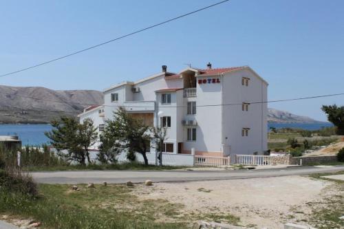 Hostal Triple Room Pag 3298i