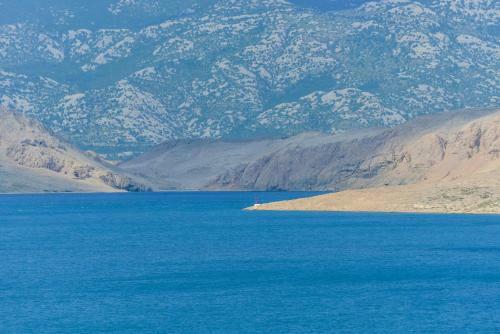 Crowonder Pag View Apartments