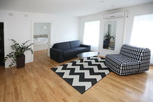 Hostal Home Apartmani I Sobe