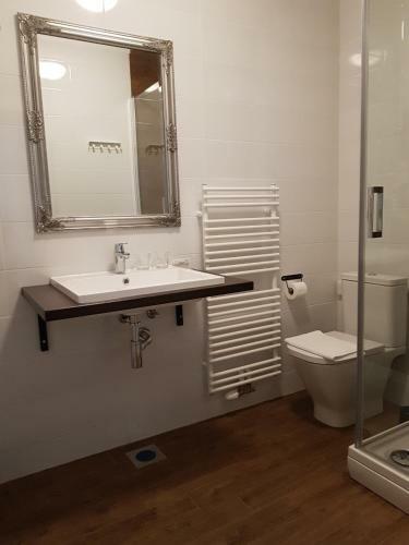 Hostal Home Apartmani I Sobe