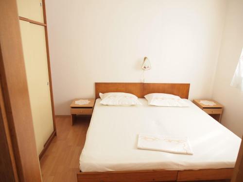 Apartment In Orebic 6933
