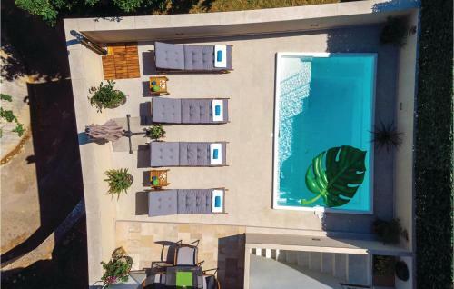 Two-bedroom Holiday Home In Orebic