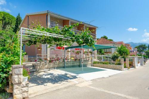 Apartment Orebic 12041e