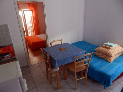 Hostal Apartments Senny