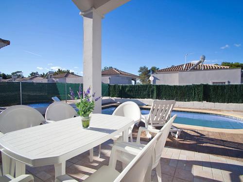 Holiday Home Casa Gaviota I Riumar