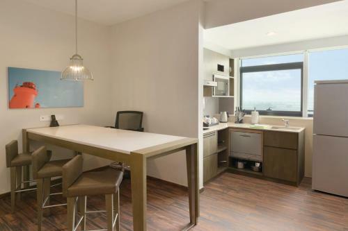 Hotel Hyatt House Shenzhen Airport