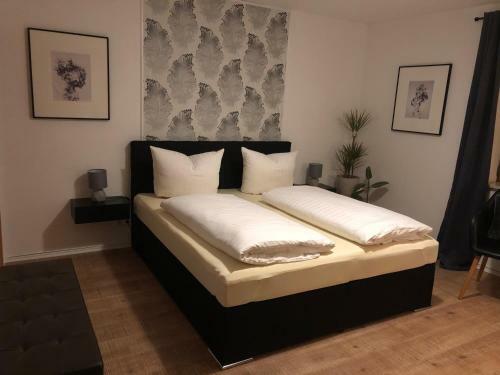 Hostal Hotel Garni Zum Rebstock