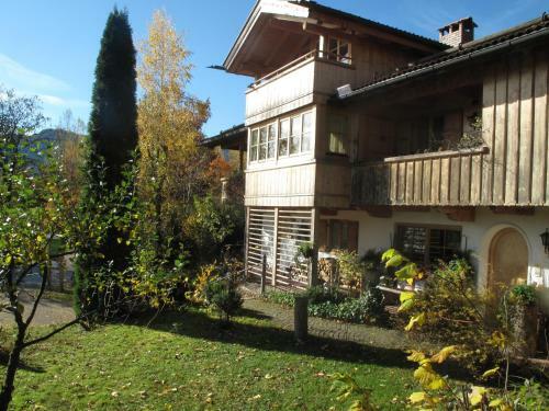 Apartamentos Landhaus Am Arzbach