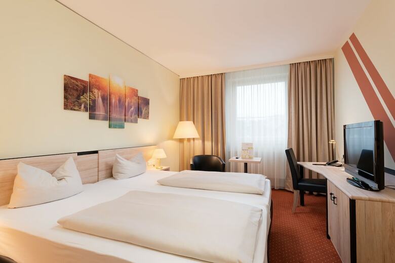 Novina Hotel S�dwestpark