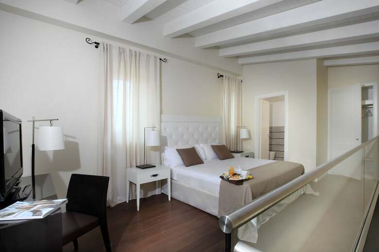 Hotel I Monasteri Golf Resort