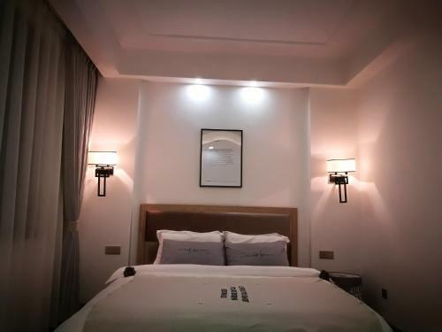 Dongjiang Lake Mountain Mist Inn
