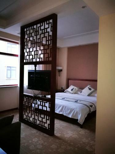 Dongjiang Lake Mountain Mist Inn