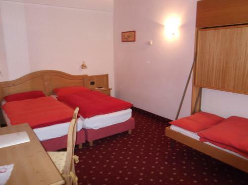 Hotel Tyrolia