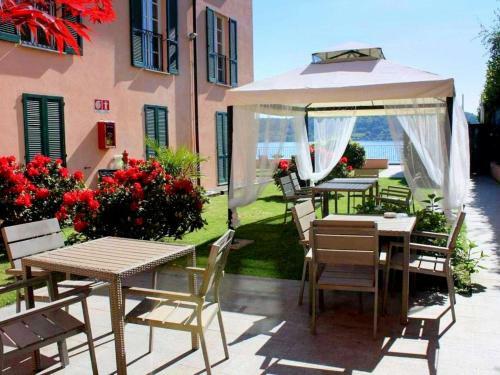 Elegant Apartment Located On Lake Maggiore