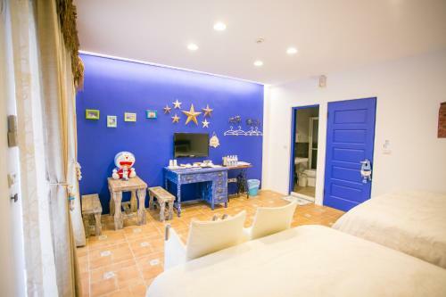 Colorful Homestay