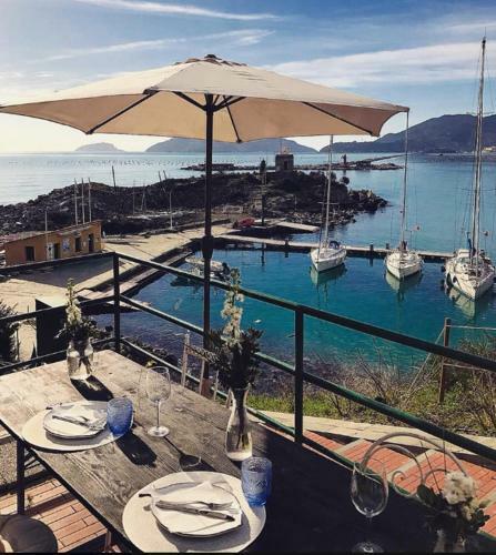 Bed & Breakfast Scuola Di Mare Santa Teresa