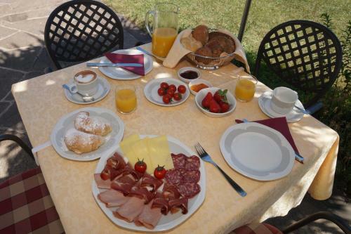Hostal Pension Hof Im Feld