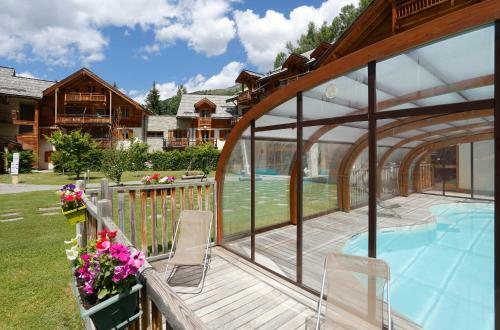 Aparthotel R�sidence N�m�a L'adret