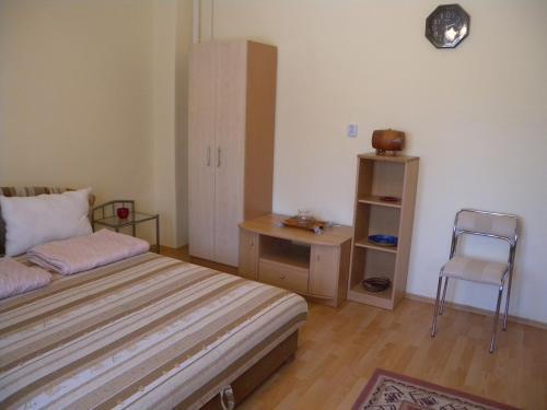 Apartment In Siofok/balaton 20035