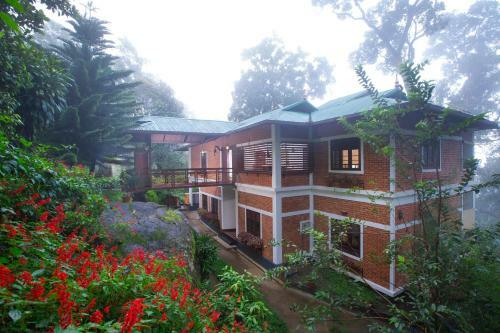 Hotel Madhumanthra Resort