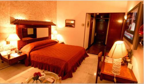 Hotel Ashok Country Resort