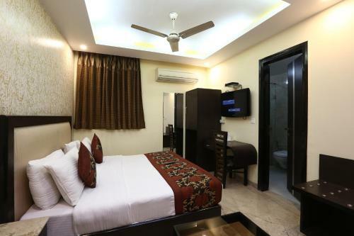 Hotel Kingston Park Near Karolbagh Metro