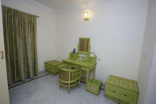 Garden Hotel