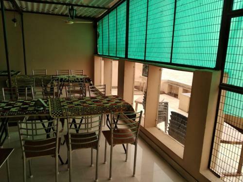 Hostal Ajay Guest House