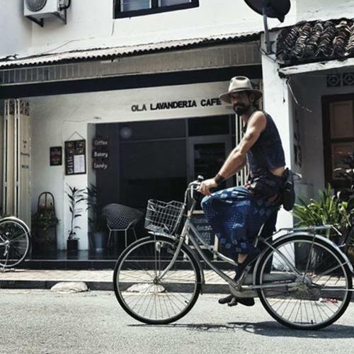 Albergue Ola Lavanderia Cafe