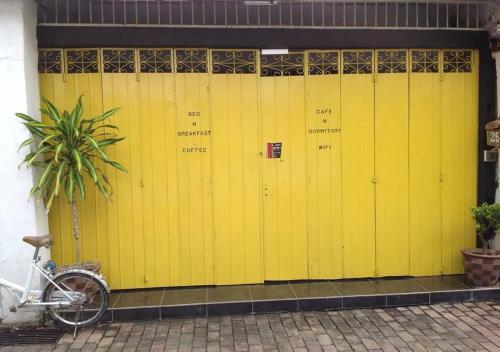 Albergue Ola Lavanderia Cafe