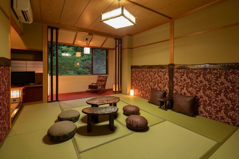 Hotel Wafu Ryokan Gizan