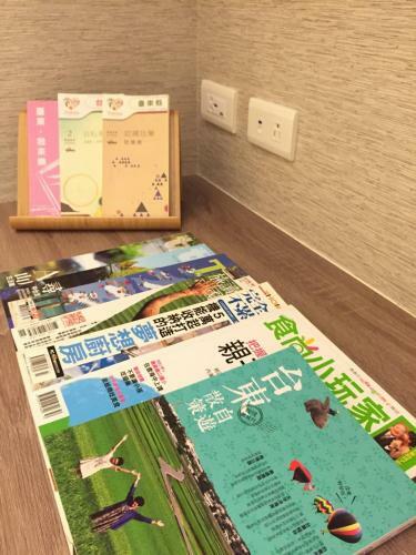 Traveller-inn Zhongzheng Library