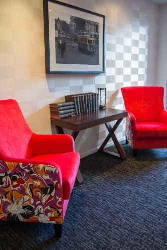 Hotel 115