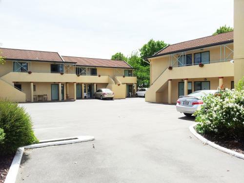 Cherry Tree Lodge Motel