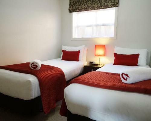 Dunedin Palms Motel