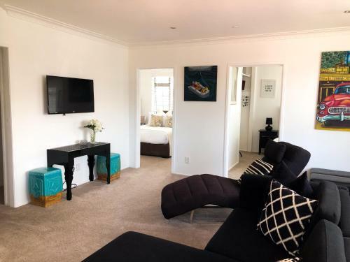 Motel Orewa Beachcomber