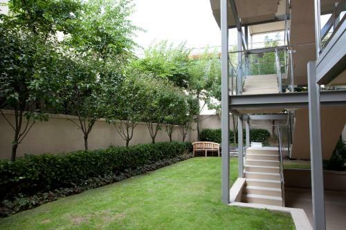 Aparthotel Lakeside Apartments