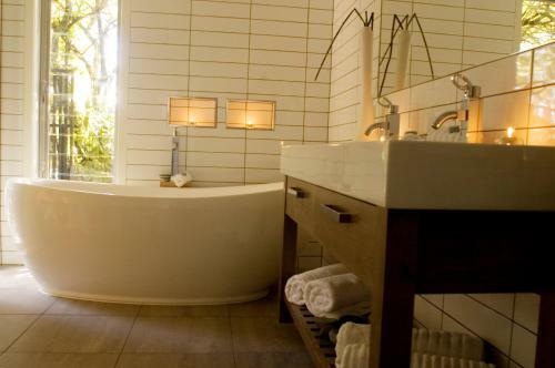 Bed & Breakfast Acacia Cliffs Lodge