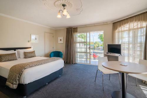 Aparthotel Silver Fern Rotorua - Accommodation & Spa