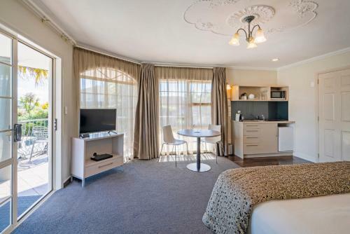 Aparthotel Silver Fern Rotorua - Accommodation & Spa