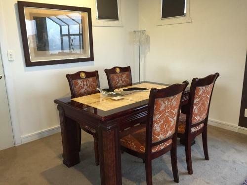 Lakeside City Apartments - Penthouse And Studio