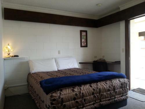 Hotel Orana Motor Inn & Restaurant