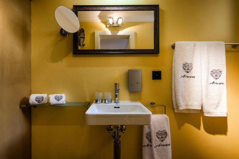 Home Hotel Arosa